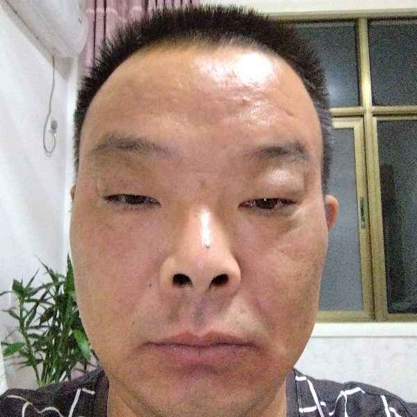 江苏46岁单身帅哥真诚找对象-成都相亲网