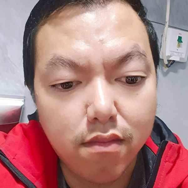 38岁岁江苏单身帅哥 - 成都吉缘网