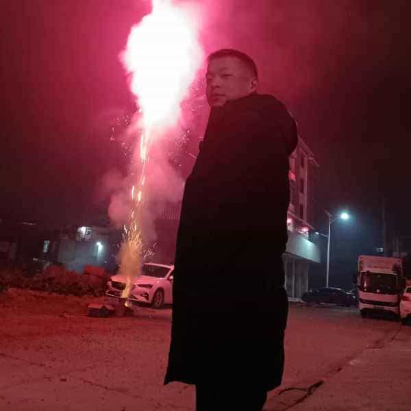 38岁岁四川单身帅哥 - 成都吉缘网