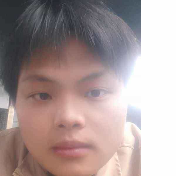 22岁岁河南单身帅哥 - 成都吉缘网