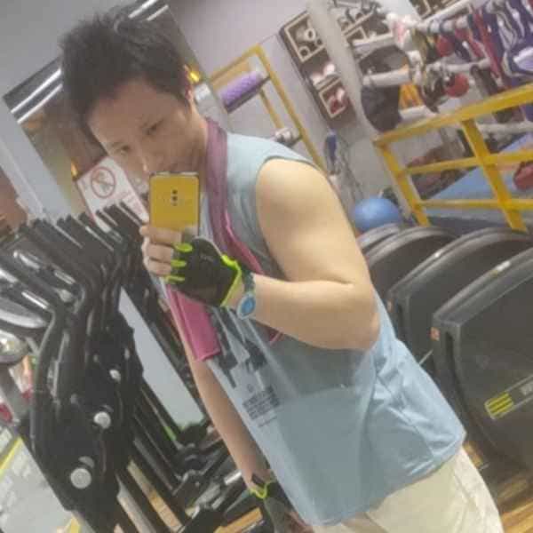 37岁岁广东单身帅哥 - 成都吉缘网