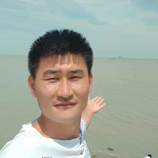 32岁岁山东单身帅哥 - 成都吉缘网