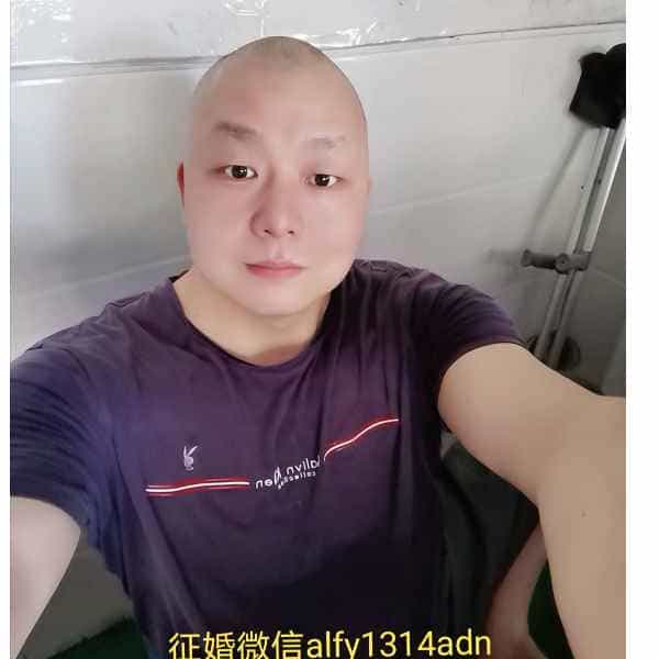 45岁岁湖南单身帅哥 - 成都吉缘网