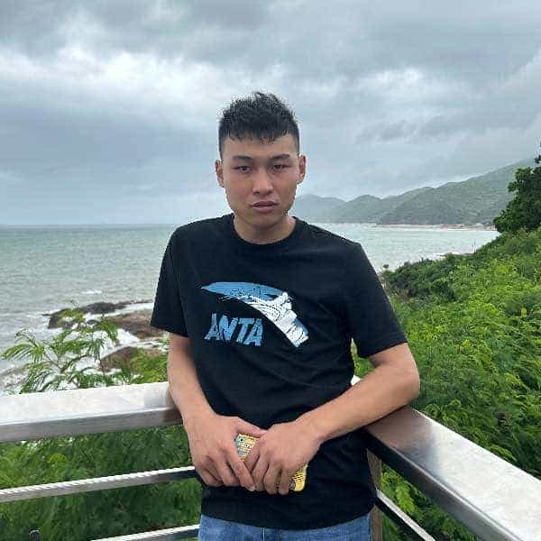 28岁岁山东单身帅哥 - 成都吉缘网