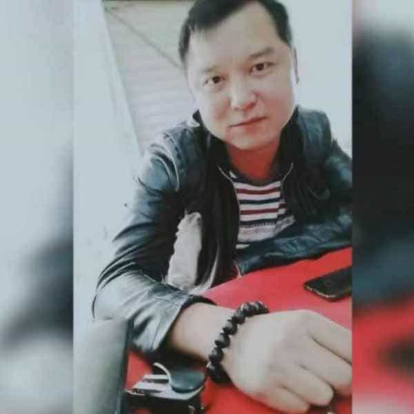 40岁岁湖南单身帅哥 - 成都吉缘网