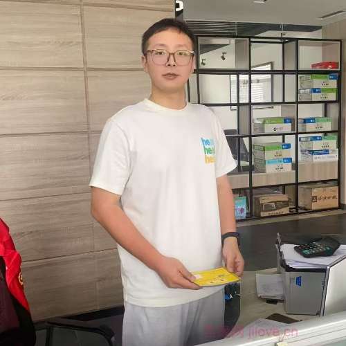 30岁岁江苏单身帅哥 - 成都吉缘网