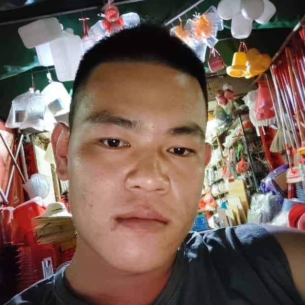 30岁岁广东单身帅哥 - 成都吉缘网