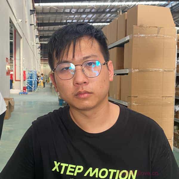 30岁岁广东单身帅哥 - 成都吉缘网