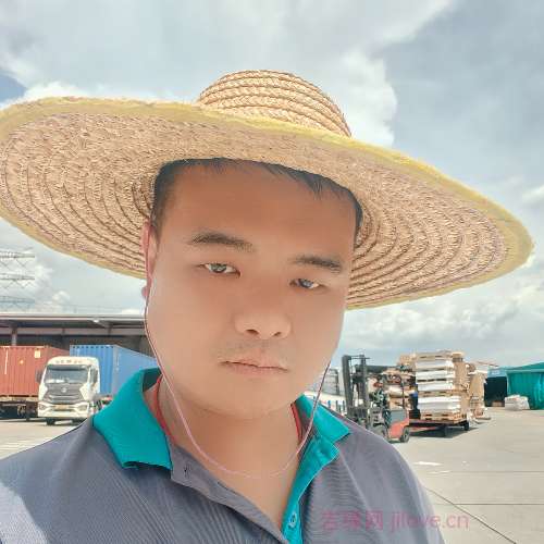 33岁岁湖南单身帅哥 - 成都吉缘网